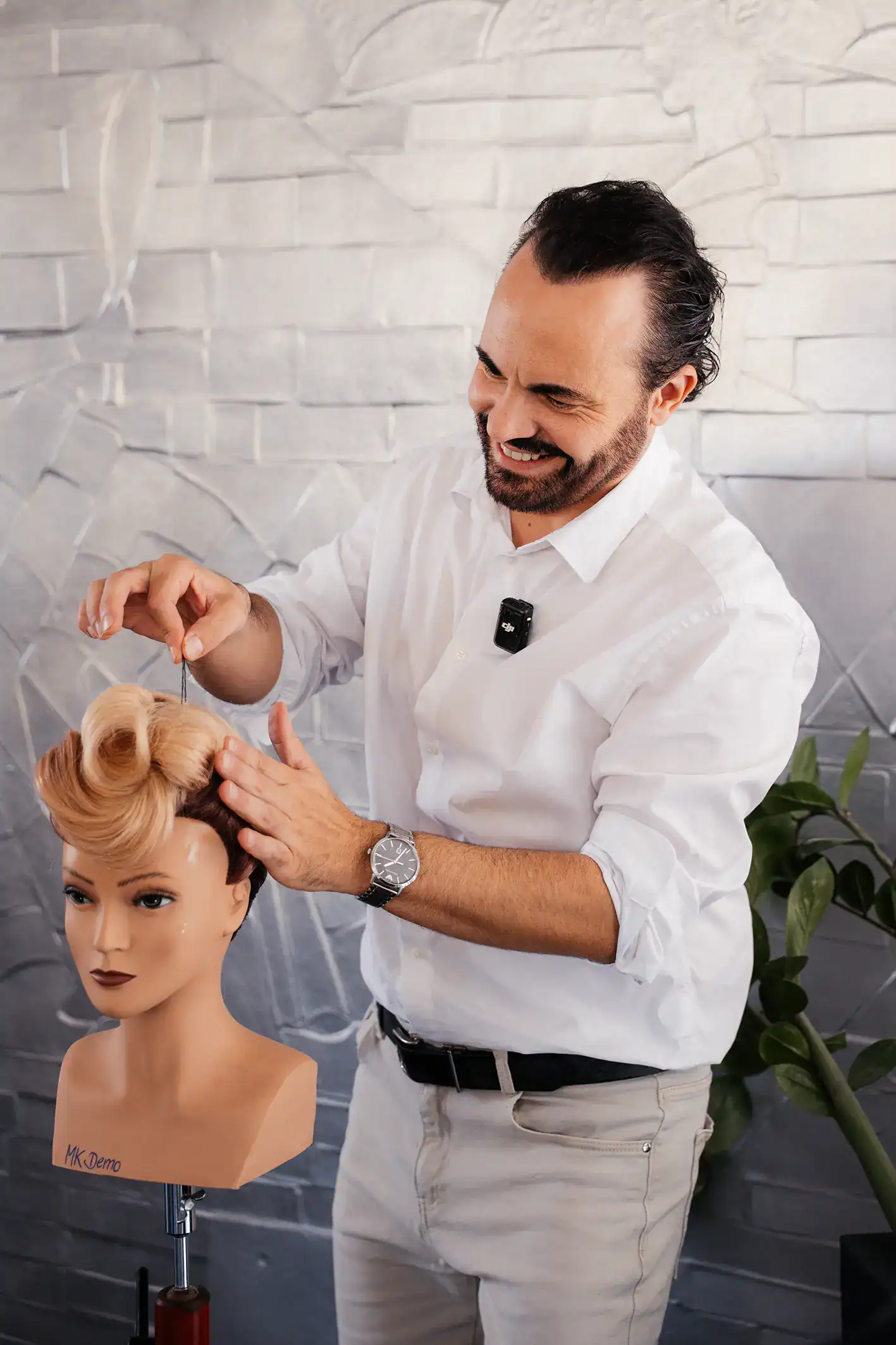 Langhaar Hochsteck-Seminar 1 Tag (L1), 3 Tage (L3) oder 3 Tage incl. Make-up Look & Learn